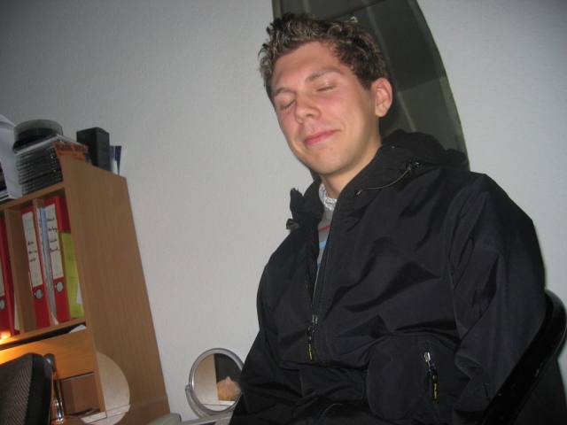 Kumpel vom Axel kommt auch zum vorglühen