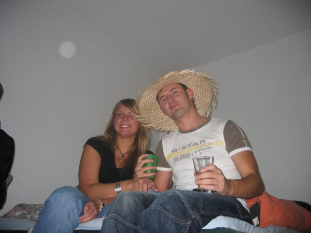 Tine mit O-Saft.. :-o