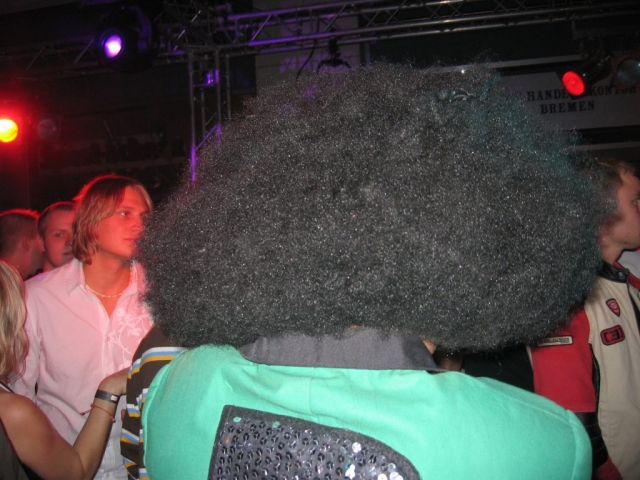 .. fetter Afro...