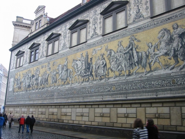 Augustusstraße mit dem Fürstenzug