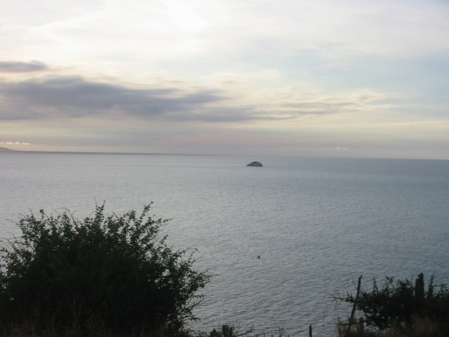 Eine Insel mit zwei Bergen.... Ach ne ist nur ne Insel