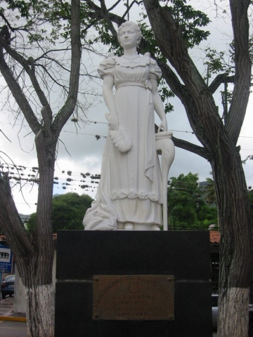 Statue von Luisa Caceres de Arismendi