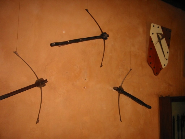 Alte Armbrüste