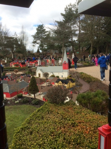 Kirche aus Legobausteinen