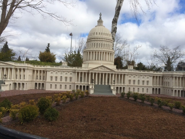 US-Capitol aus Legosteinen von vorne