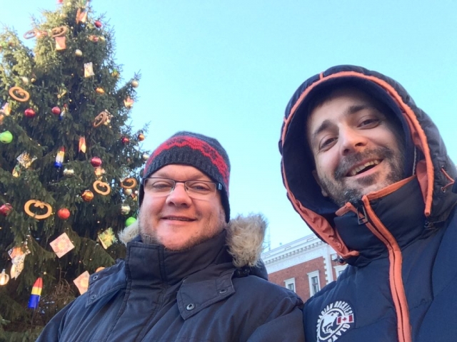 Martin und ich am Livu Square im Zentrum