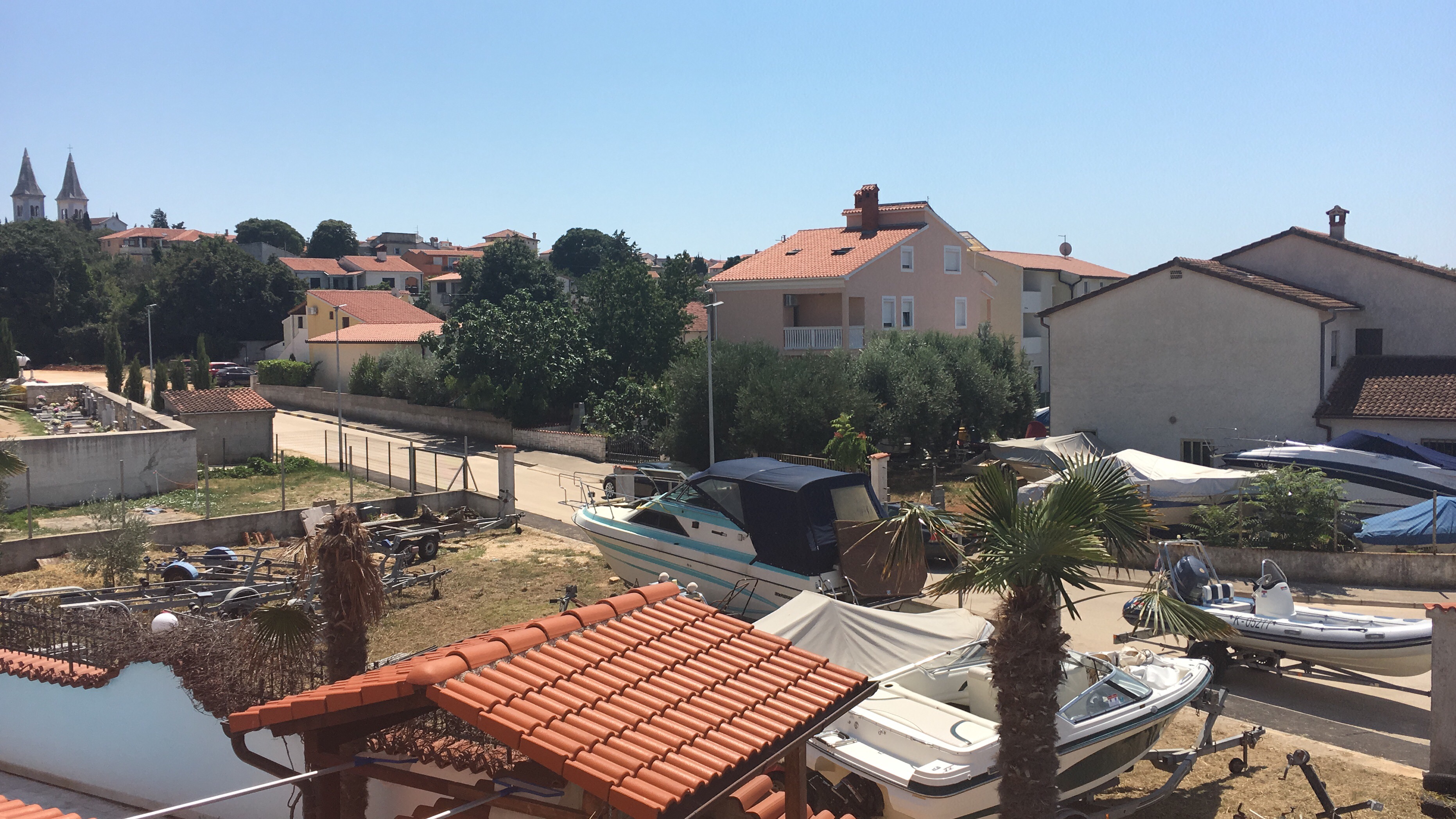 Der Blick von der Terasse unserer Ferienwohnung