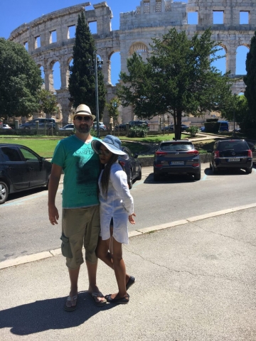 Auf dem Weg näher an das Amphitheater in Pula