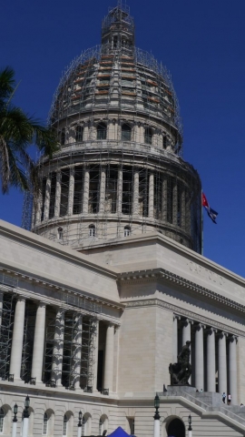 In Restauration befindliche Kuppel des Capitolio
